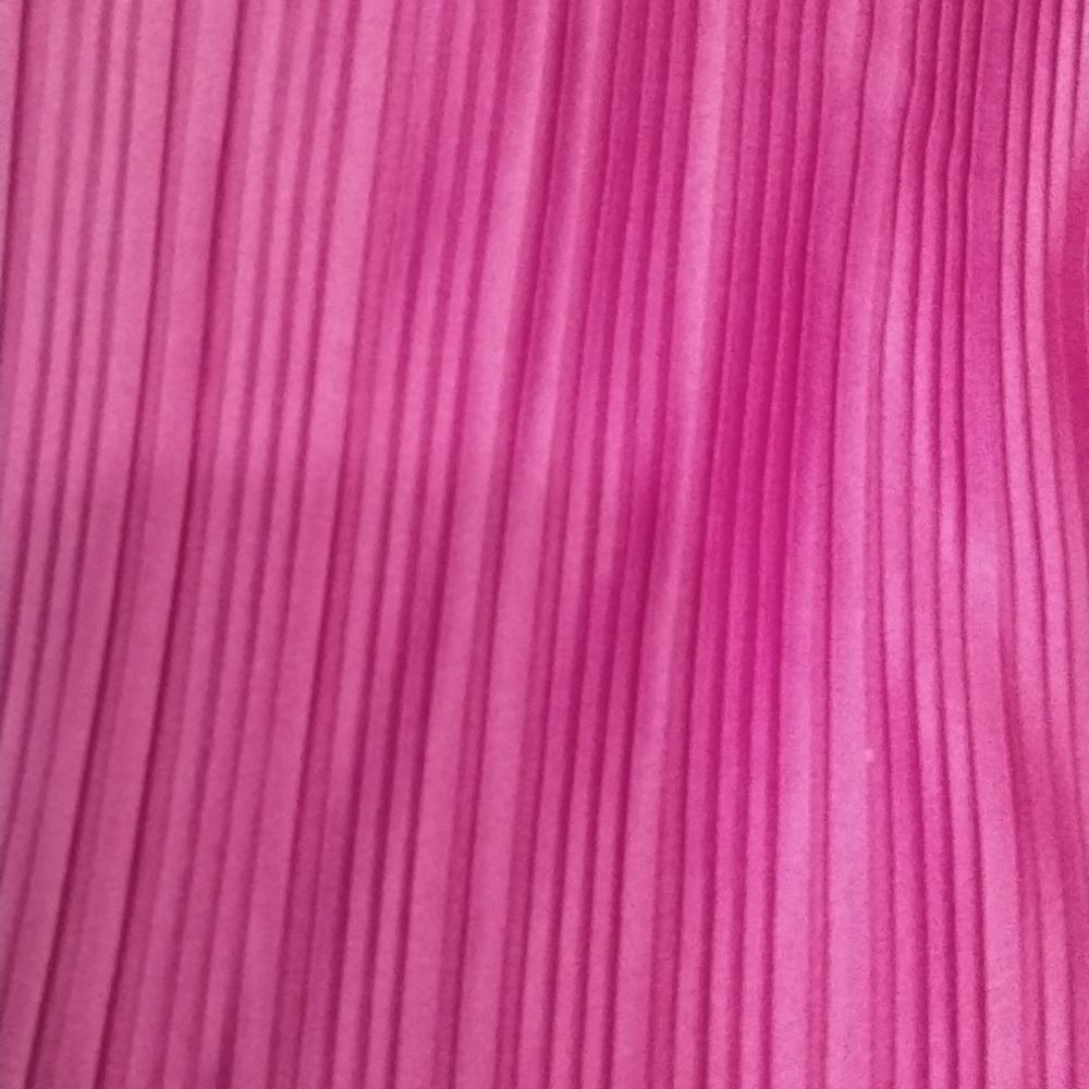 💜V-Neck Halter Plisse Dress - Picture 8 of 8
